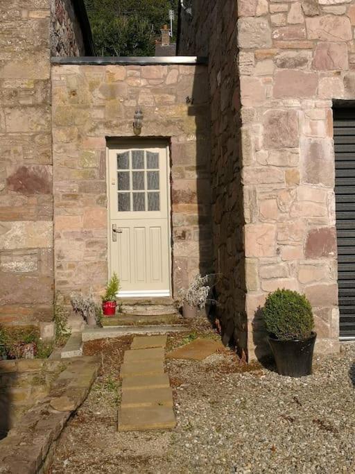 Converted Cattle Barn Overlooking Strangford Lough Newtownards Exterior photo
